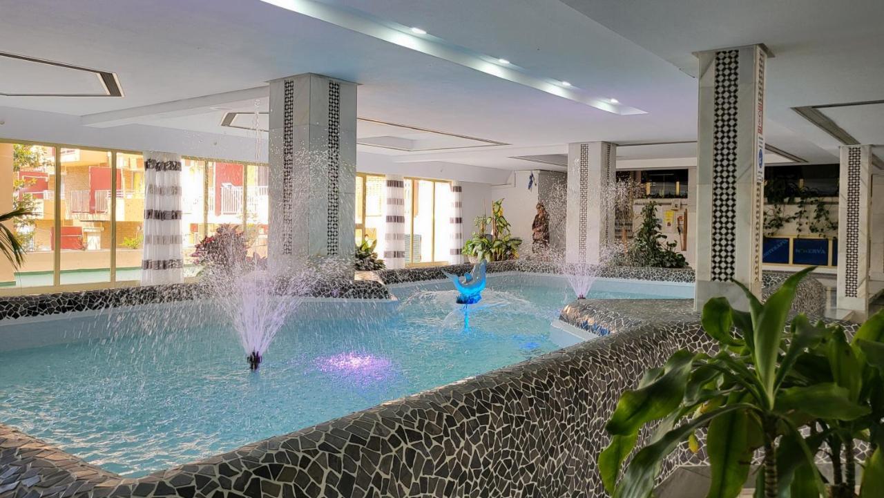 Minerva 242 Lägenhet Benalmádena Exteriör bild
