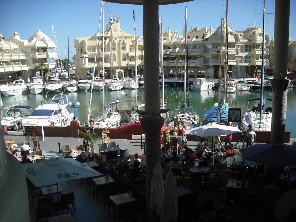 Minerva 242 Lägenhet Benalmádena Exteriör bild